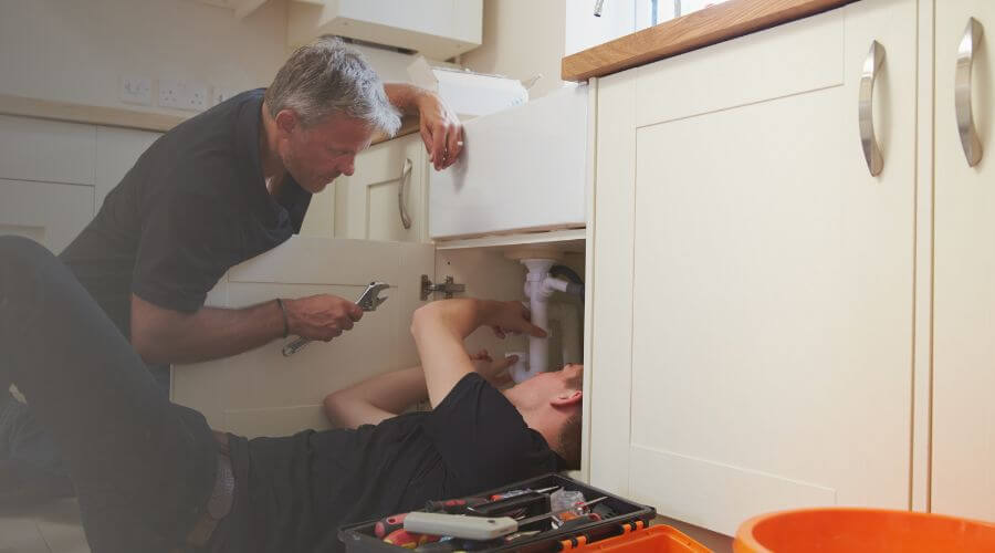 Professional burst pipe repair services in Arenzville, IL